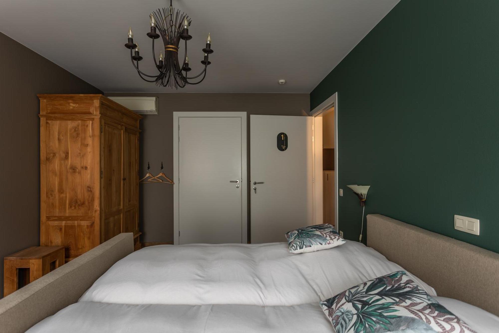 B&B De Floreffe NeerNeerpelt Exteriör bild